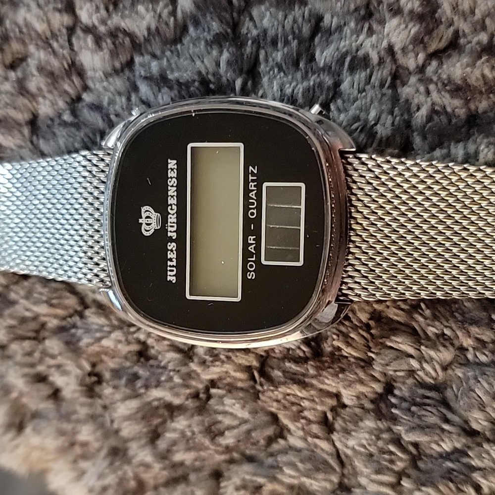 Jules jurgensen solar watch